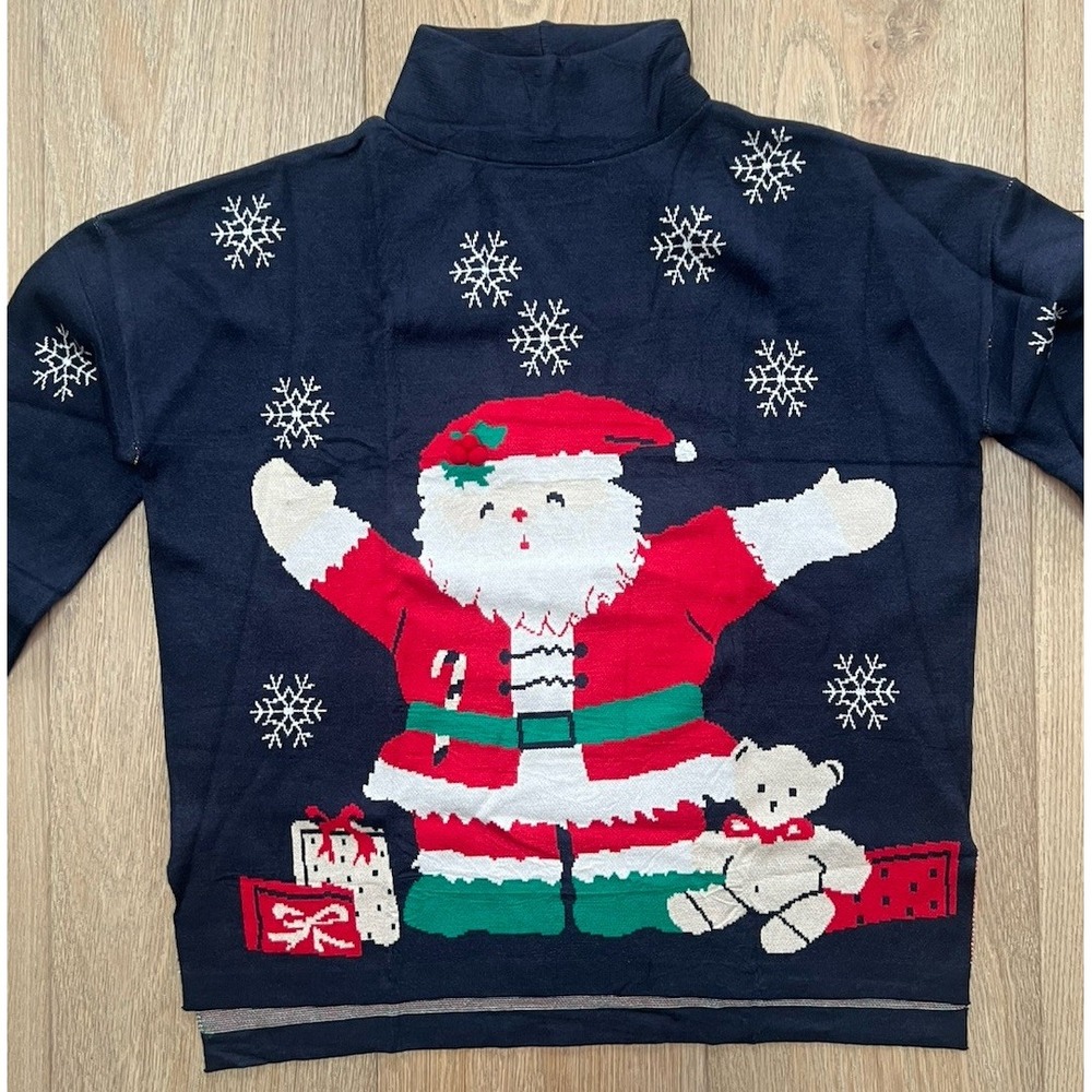 Merry Christmas Hugging Santa Pullover‎ Soft Sweater Top Size Small New!